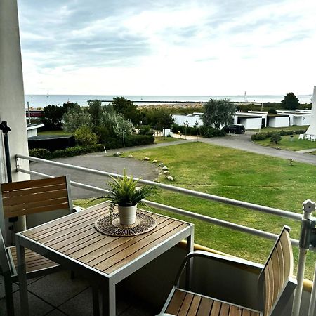 Quartier Suedstrand - Ferienwohnung Mit Meerblick Fehmarn Exterior photo